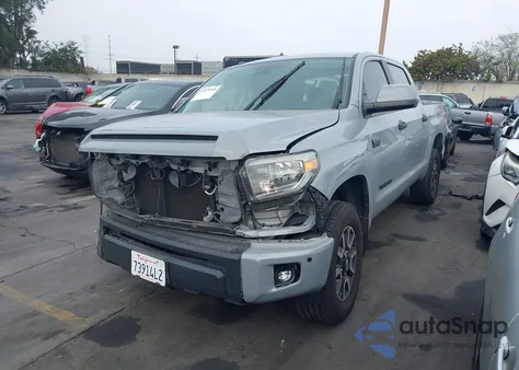 2018 Toyota Tundra Sr5 5.7L V8 из США, поврежденный, VIN 5TFDY5F15JX749067
